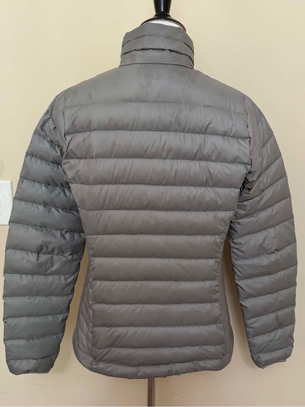 Patagonia Down Sweater Full Zip Womens Puffer Jacket - Picture 3 of 11